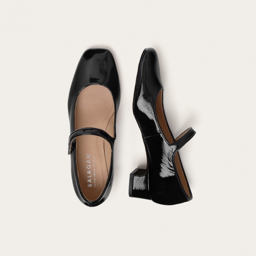 Dora czółenka na niskim obcasie, czarny połysk #721